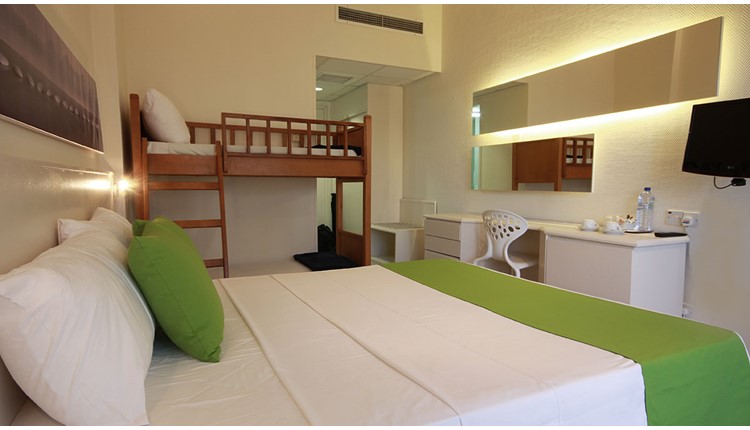 Papouis Protaras Hotel, Кипр